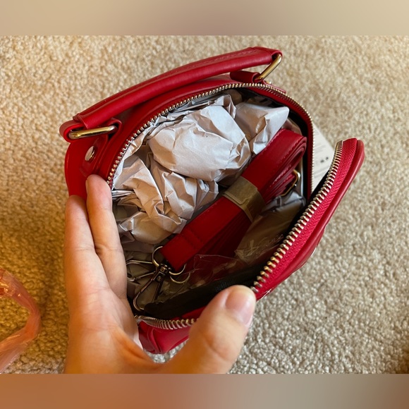 Skinnydip London Love Stings Red Fashion Crossbody Purse - Picture 7 of 7